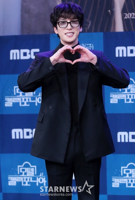 배우 김태형이 9일 오후 서울 마포구 상암동 MBC사옥에서 진행된 금토드라마 &#039;모텔 캘리포니아&#039; 제작발표회에 참석해 포즈를 취하고 있다.  &#039;모텔 캘리포니아&#039;는 시골의 모텔에서 태어나 모텔에서 자란 지강희(이세영 분)가 12년 전 도망친 고향에서 첫사랑 천연수(나인우 분)과 재회하며 겪는 우여곡절 첫사랑 리모델링 로맨스. 2019년 심윤서 작가의 인기 소설 &#039;홈, 비터 홈&#039;을 원작으로 한다. 오는 10일 첫 방송. 2025.01.09 /사진=김창현 chmt@