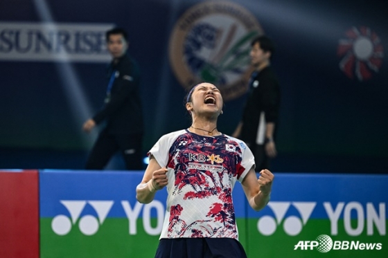 안세영이 19일 BWF 인도 오픈 여자 단식 결승에서 우승을 차지하고 포효하고 있다. /AFPBBNews=뉴스1