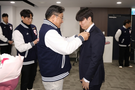 두산 베어스의 신인 부모님 초청 행사 모습. /사진=두산 베어스 제공
