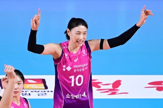 김연경이 득점 후 기뻐하고 있다. /사진=KOVO 제공