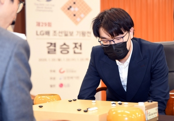 집중하는 커제 9단.  /사진=한국기원 제공