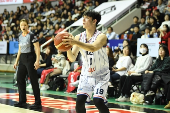 KCC 이근휘. /사진=KBL 제공 