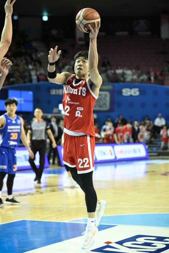 오재현이 슛을 시도하고 있다. /사진=KBL 제공