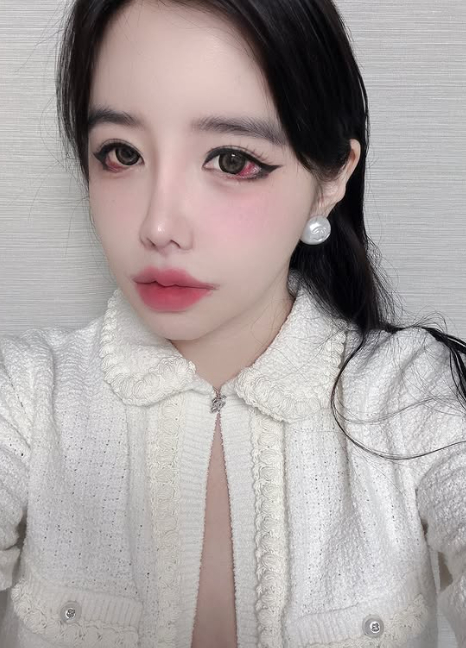 /사진=박봄 인스타그램 캡처