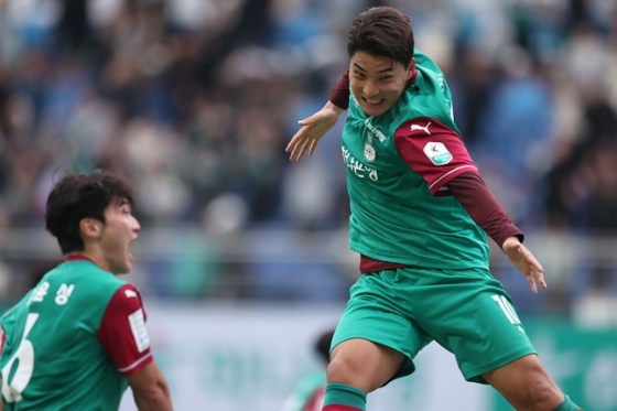 대전 주민규(오른쪽). /사진=한국프로축구연맹