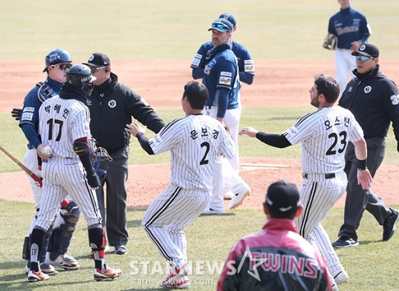 벤치 클리어링 장면. /사진=김진경 대기자