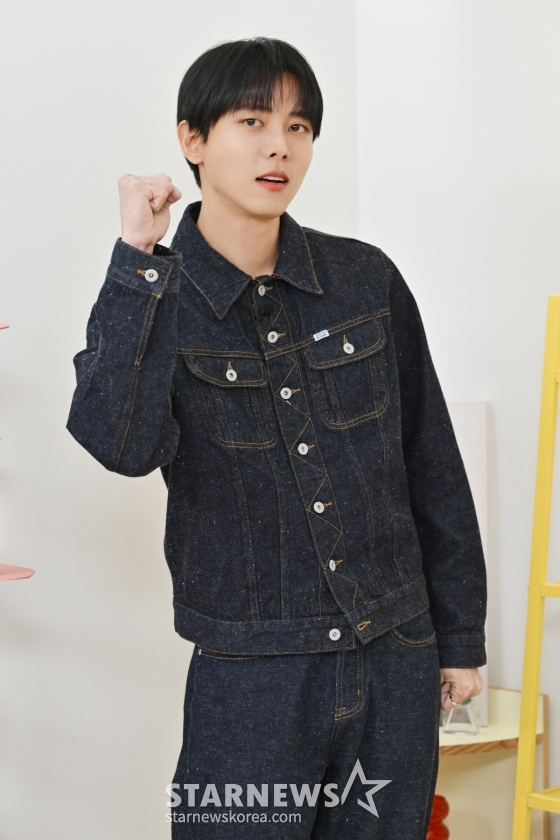 방송인 주우재가 2일 오전 온라인으로 진행된 KBS 2TV 예능 &#039;옥탑방의 문제아들&#039; 제작발표회에 참석해 포즈를 취하고 있다. /사진제공=KBS 2025.04.02 /사진=이동훈 photoguy@