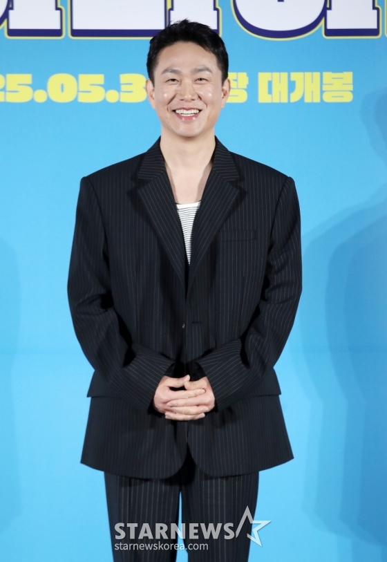 배우 오정세가 12일 오전 서울 광진구 롯데시네마 건대입구에서 열린 영화 &#039;하이파이브&#039;(감독 강형철) 제작보고회에 참석해 포즈를 취하고 있다. /2025.05.12 /사진=김휘선 hwijpg@