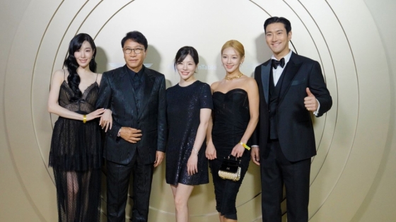 티파니, 이수만, 써니, 효연 최시원 /사진=A2O Entertainment