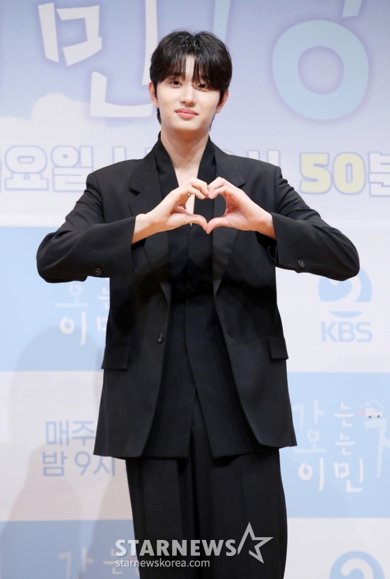 배우 김재원이 16일 오전 서울 영등포구 여의도 KBS 아트홀에서 열린 KBS2 &#039;가는정 오는정 이민정&#039; 제작발표회에 참석해 포즈를 취하고 있다. /2025.05.16 /사진=김휘선 hwijpg@