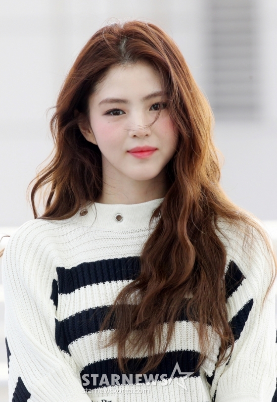 배우 한소희가 홍콩 일정 차 26일 오전 인천국제공항을 통해 출국하고 있다. 2025.03.26 /사진=임성균 tjdrbs23@