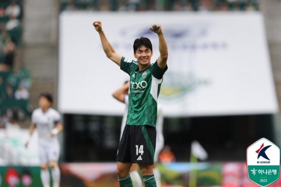 전진우의 골 세리머니. /사진=한국프로축구연맹 제공