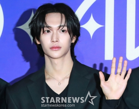 그룹 라이즈 원빈이 22일 오후 서울 성북구 고려대학교 화정체육관에서 진행된 제1회 디 어워즈&#039; 레드카펫 행사에 참석해 포즈를 취하고 있다. /2025.02.22 /사진=이동훈 photoguy@