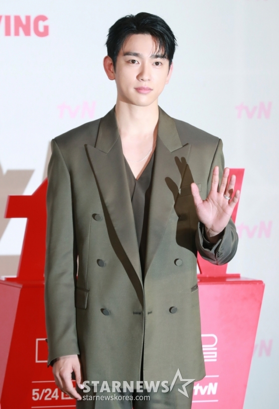 배우 박진영이 21일 오후 서울 영등포CGV에서 진행된 tvN 토일드라마 &#039;미지의 서울&#039; 제작발표회에 참석해 포즈를 취하고 있다.  얼굴 빼고 모든 게 다른 쌍둥이 자매가 인생을 맞바꾸는 거짓말로 진짜 사랑과 인생을 찾아가는 로맨틱 성장 드라마 &#039;미지의 서울&#039;은 오는 24일 첫 방송된다. /2025.05.21 /사진=이동훈 photoguy@