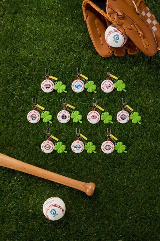 KBO x 노플라스틱선데이 &#039;태그미 럭키 야구 키링 시즌2&#039; 제품 이미지. /사진=KBO 제공