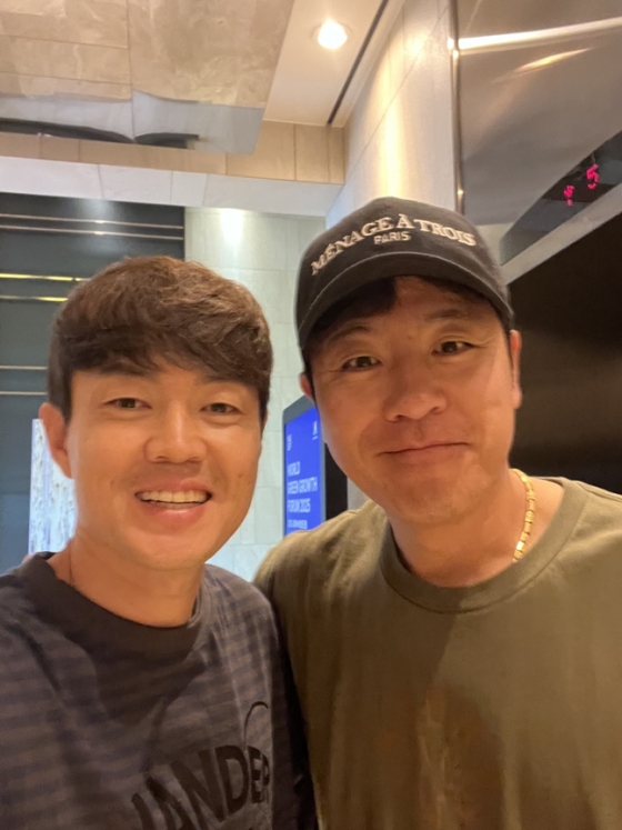 신광훈(왼쪽)과 강민호. /사진=신광훈 블로그