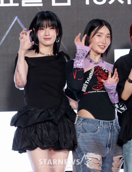 댄서 모니카, 립제이가 27일 오전 서울 강남구 에스제이쿤스트할레에서 진행된 Mnet &#039;월드 오브 스트릿 우먼 파이터&#039; 제작발표회에 참석해 포즈를 취하고 있다. /2025.05.27 /사진=김휘선 hwijpg@