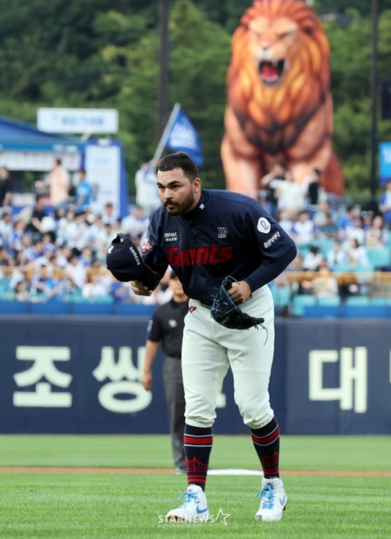 롯데 알렉 감보아가 27일 대구 삼성전에 나서고 있다. /사진=강영조 선임기자