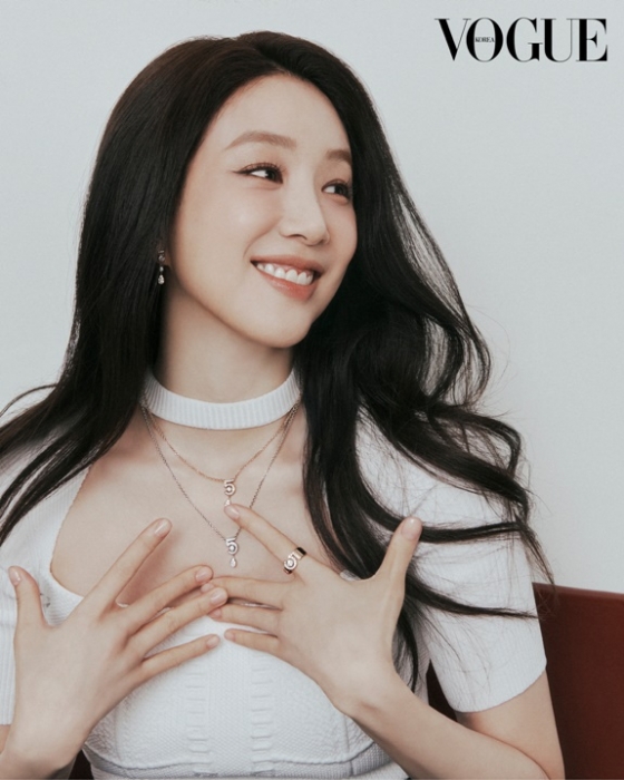 정려원 /사진=보그 코리아