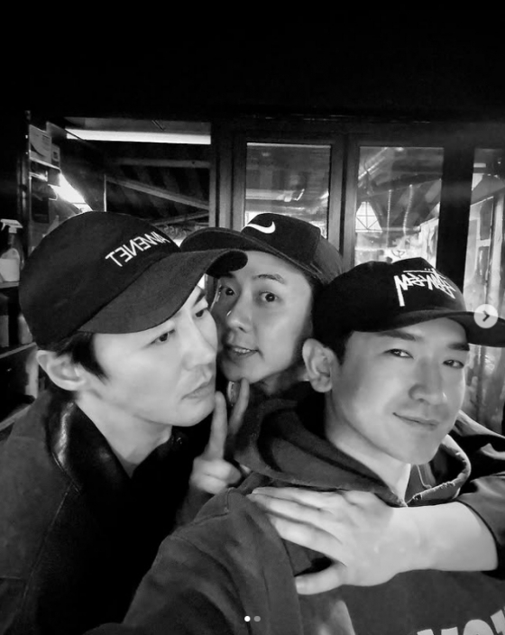 /사진=신화 이민우 SNS