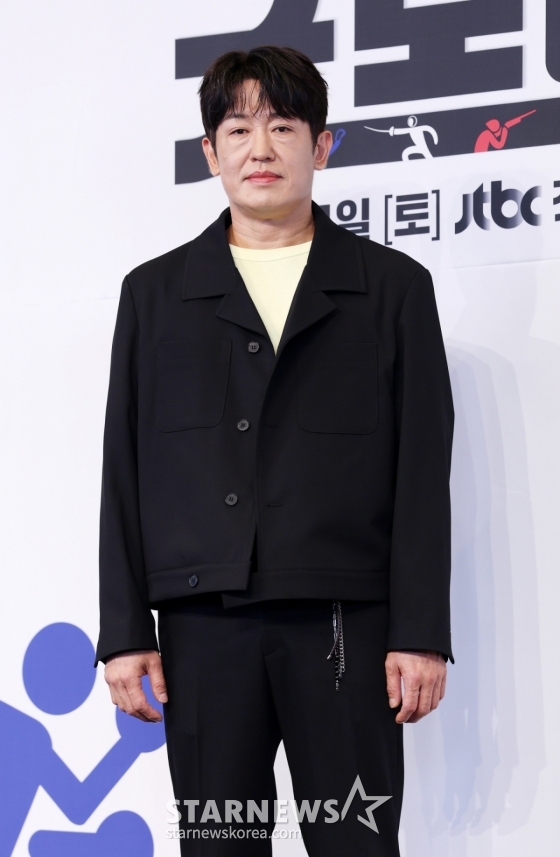 배우 허성태가 29일 서울 구로구 더 링크 서울 트리뷰트 포트폴리오 호텔에서 열린 JTBC 토일 드라마 &#039;굿보이&#039; 제작발표회에서 포즈를 취하고 있다. /2025.05.29 /사진=김휘선 hwijpg@
