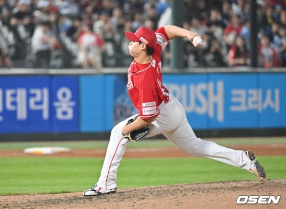 1점차 리드를 잘 지킨 조병현.