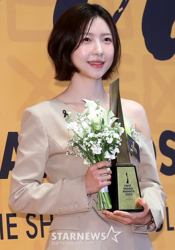 배우 주현영이 7일 오후 서울 중구 신라호텔 다이너스티홀에서 진행된 &#039;2025 대한민국 퍼스트브랜드 대상&#039;에 참석해 포즈를 취하고 있다. 2025.01.07 /사진=김창현 chmt@
