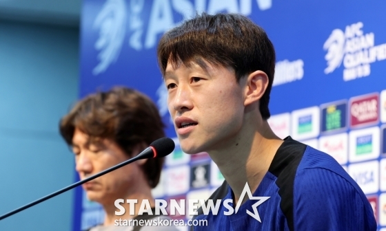 이재성 한국 축구대표팀 부주장이 9일 오후 서울월드컵경기장 기자회견장에서 쿠웨이트와의 2026 국제축구연맹(FIFA) 북중미 월드컵 아시아 3차 예선 조별리그 B조 최종 10차전 사전 기자회견에서 취재진 질문에 답하고 있다. /사진=강영조 선임기자