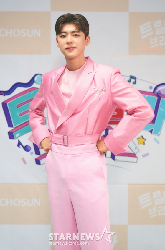 가수 박지현 