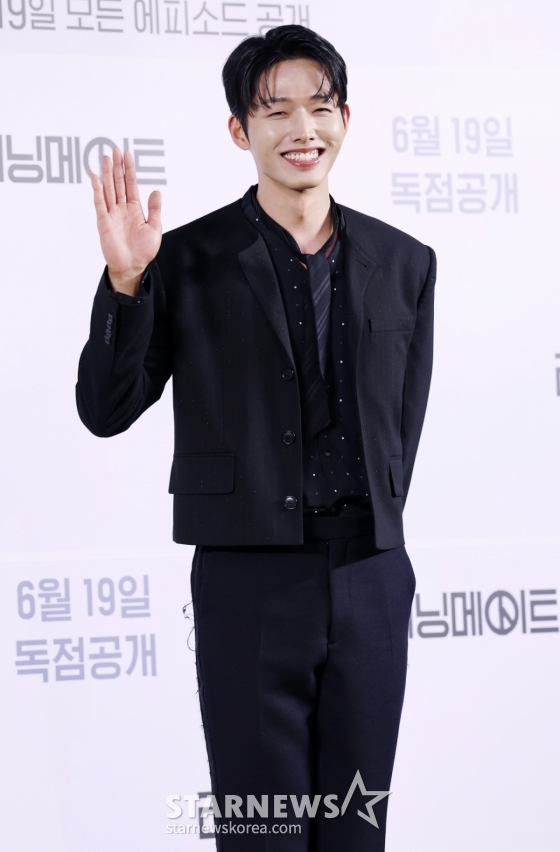 배우 이정식이 12일 서울 마포구 스탠포드호텔에서 진행된 티빙 오리지널 드라마 &#039;러닝메이트&#039; 제작발표회에 참석해 포즈를 취하고 있다. /2025.06.12 /사진=김휘선 hwijpg@