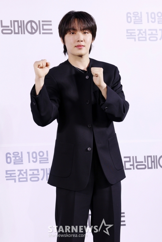 배우 윤현수가 12일 서울 마포구 스탠포드호텔에서 진행된 티빙 오리지널 드라마 &#039;러닝메이트&#039; 제작발표회에 참석해 포즈를 취하고 있다. /2025.06.12 /사진=김휘선 hwijpg@