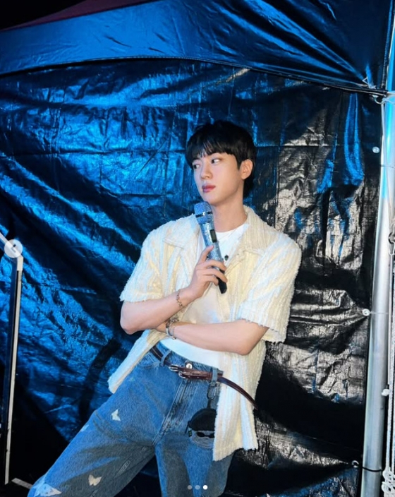 /사진=방탄소년단 진 SNS