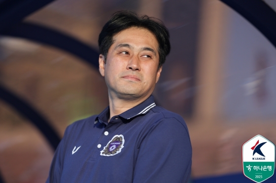 유병훈 FC안양 감독. /사진=한국프로축구연맹 제공