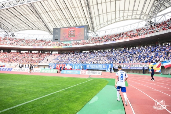 15일 알비렉스 니가타 원정 응원에 나선 요코하마 F.마리노스 서포터스. /사진=요코하마 F.마리노스 홈페이지 캡처