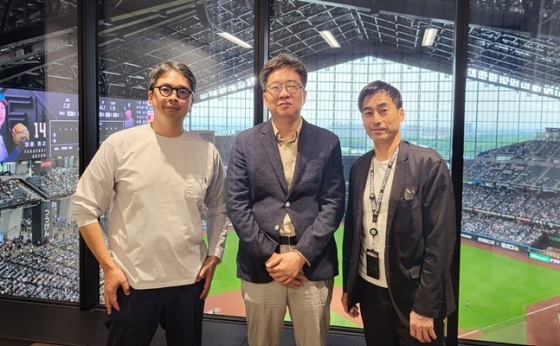 왼쪽부터 이토 나오냐 파이터즈 스포츠&amp;엔터테인먼트(FSE) 부본부장, 류선규 전 단장, 미타니 히토시 FSE 사업총괄 본부장.  /사진=필자 제공