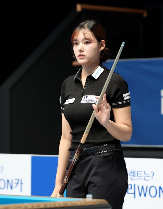 16강에서 샷을 준비 중인 권발해. /사진=PBA 투어 제공