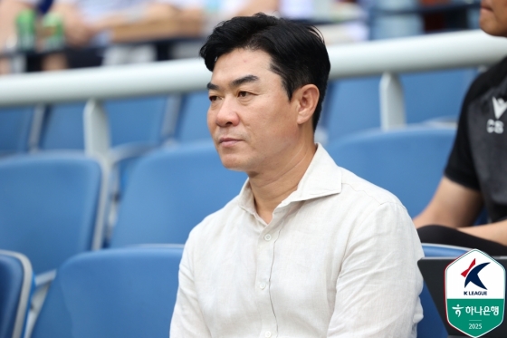 윤정환 인천 유나이티드 감독.  /사진=한국프로축구연맹 제공