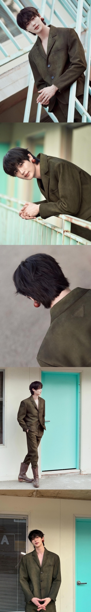 변우석