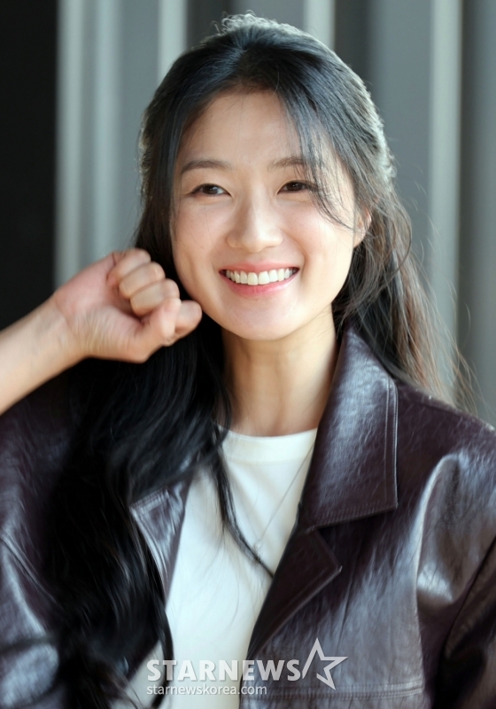 배우 김혜윤(Kim Hyeyoon)이 일본 일정 차 29일 오전 김포국제공항을 통해 출국하고 있다.  2025.05.29 /사진=임성균 tjdrbs23@
