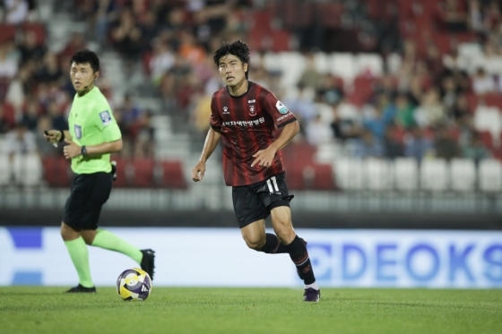 하나은행 K리그1 2025 18라운드 최우수선수로 선정된 부천FC 박창준. /사진=한국프로축구연맹 제공