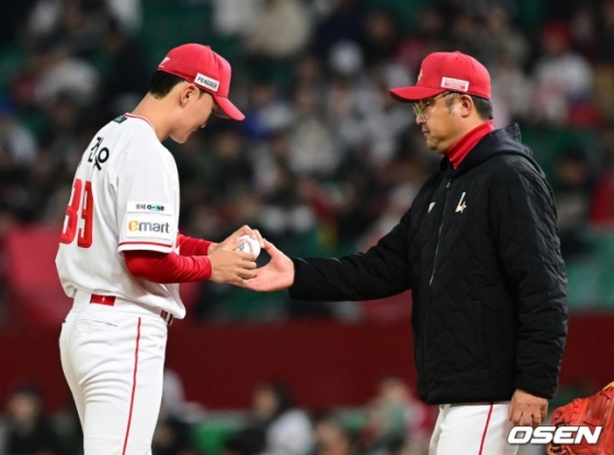 김건우(왼쪽).