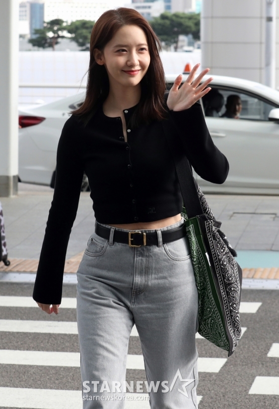 소녀시대(SNSD) 윤아(YOONA)가 싱가포르에서 열리는  패션브랜드 일정을 위해 27일 오후 인천국제공항을 통해 출국하고 있다. 2023.09.27 /사진=임성균