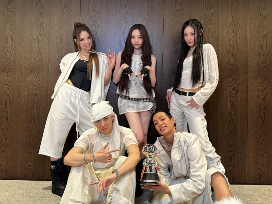 ALLDAY PROJECT(올데이 프로젝트) 베일리, 영서, 애니, 타잔, 우찬(왼쪽 위부터 시계 방향)