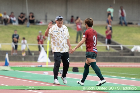 아키타 유타카 고치 유나이티드 SC 감독. /사진=고치 유나이티드 SC SNS 캡처