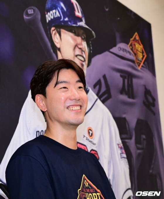 두산 베어스의 살아있는 레전드 김재호가 6일 은퇴식에 앞서 기자회견에 임하고 있다. 