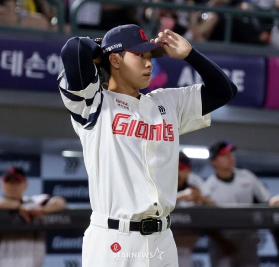 롯데 홍민기. /사진=강영조 선임기자 