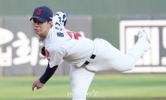 롯데 홍민기. /사진=김진경 대기자