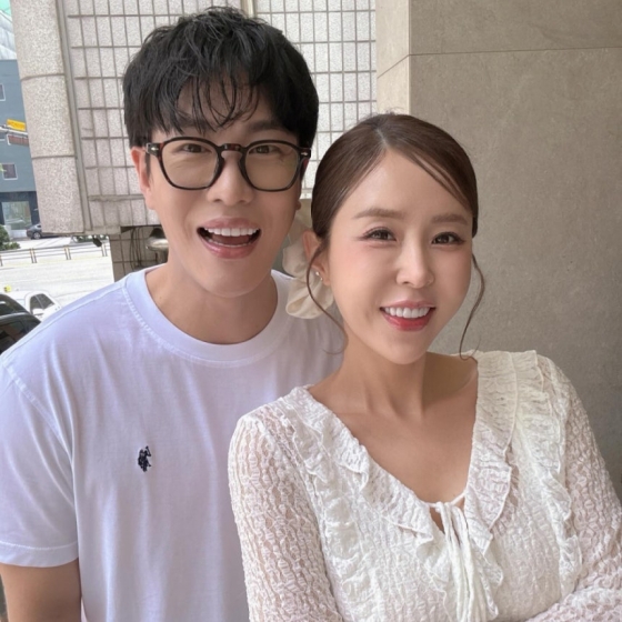 예비 부부 문원, 신지 /사진=신지 인스타그램