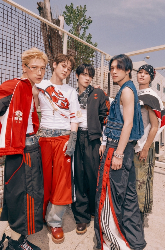 WayV 일곱 번째 미니앨범 &#039;BIG BANDS&#039; 티저 이미지 /사진제공=에스엠엔터테인먼