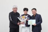 '불꽃야구' 3할 타자, 마침내 롯데 자이언츠 전격 입단 "돌아가신 아버지와 약속 지켰다" 뭉클한 소감